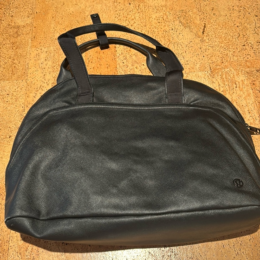 Black Lululemon Gym Bag